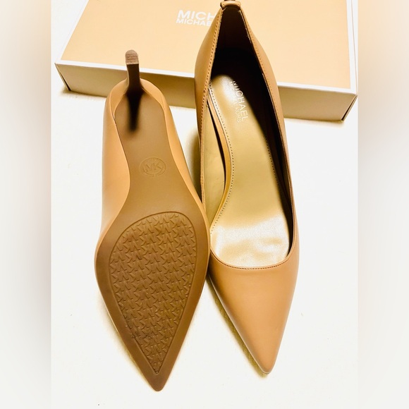 Michael Kors Alina Flex pumps - Picture 3 of 7